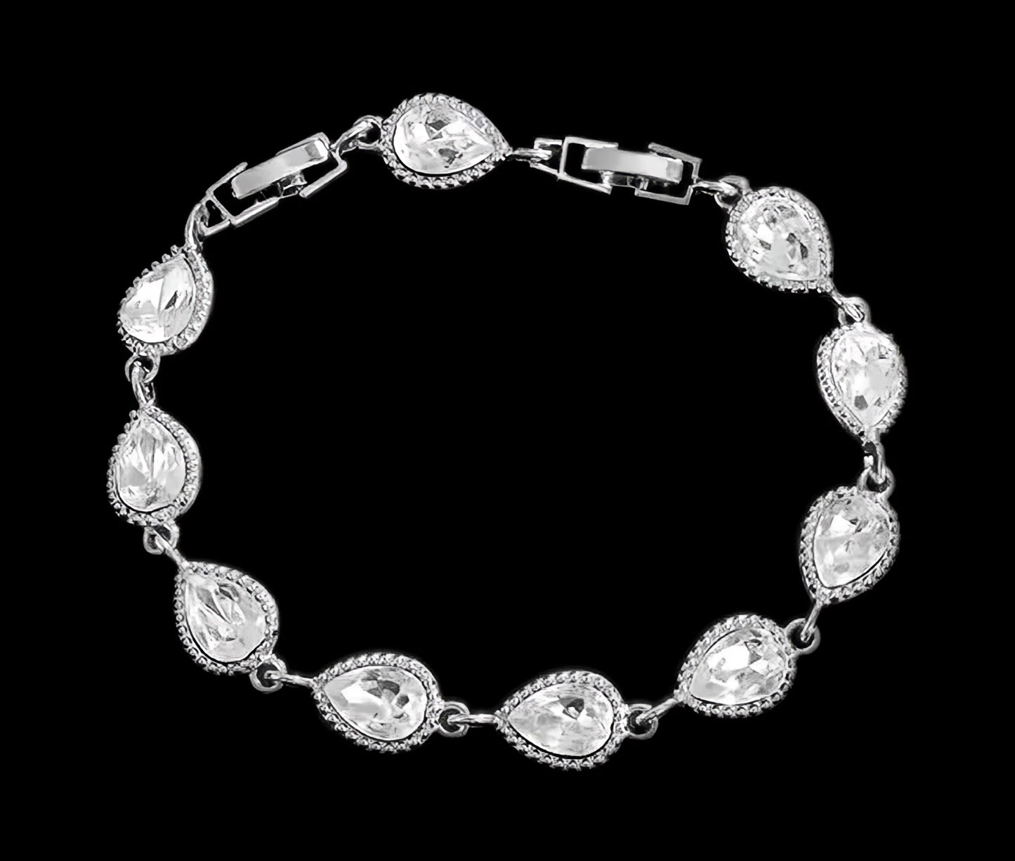 Avera Rain Bracelet White